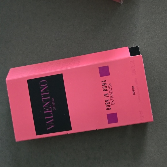 New in box never used VALENTINO Donna Born In Roma INTENSE ☆ Only One Available - Picture 6 of 6